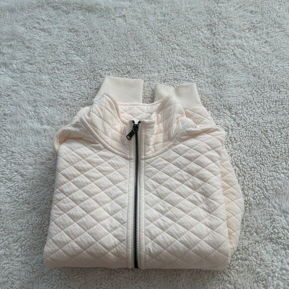DSG Tops - DSG Women's Cream Quilted 1/2 Zip Pullover Sz M Classic Athleisure Sporty Casual